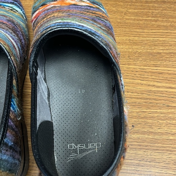 Dansko Colorful Yarn Clogs Ladies 41 - Picture 6 of 16